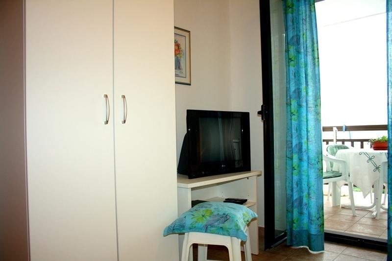 Apartments Mandic Tučepi Zimmer foto